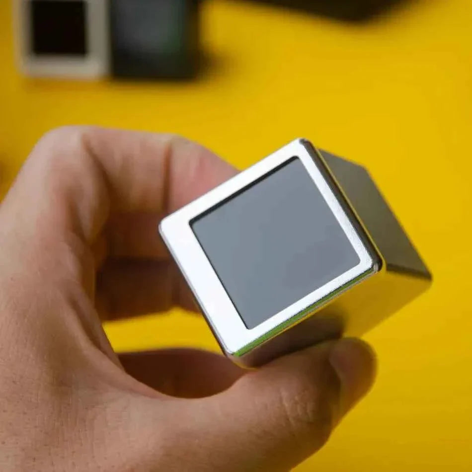 Mini WiFi Desktop Weather Digital Clock Station with IPS LCD Screen