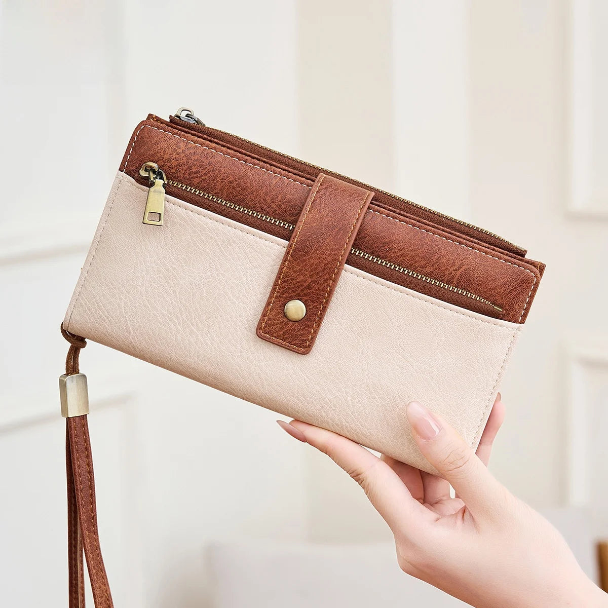 LuxeGuard™ Long Wallet — RFID Security Meets Timeless Elegance